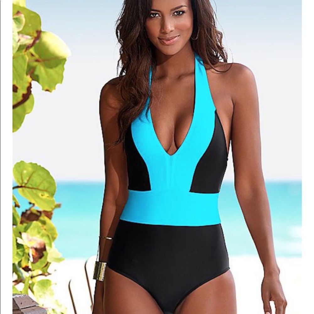 Beautiful bathing suit 👙